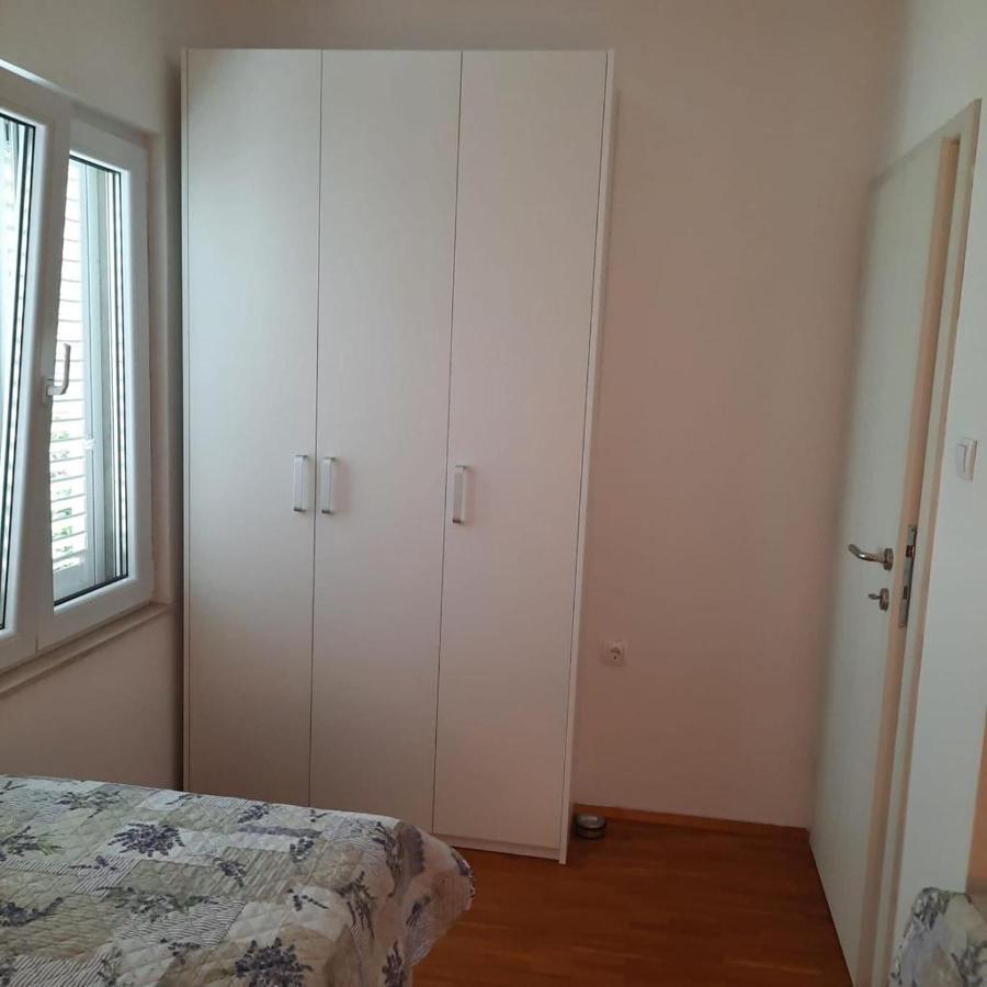 Tara'S Apartman 수페타르 외부 사진